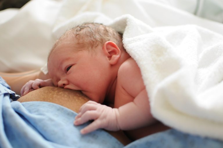 How Does Baby Start Breastfeeding During Skin-to-Skin?